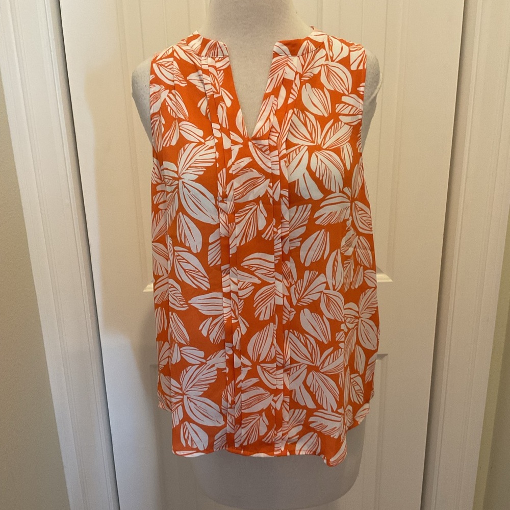 41 Hawthorn Orange and White Floral Sleeveless Blouse size Large